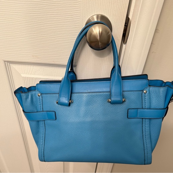 Authentic Coach Blue Swagger Bag - Picture 2 of 11
